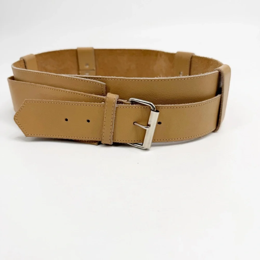 N/A tan leather